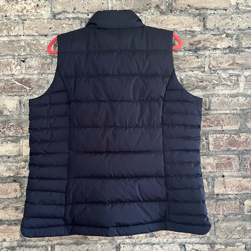 Lands' End Dark Blue Down Puffer Vest NWOT smoke & pet free home Unisex - Picture 4 of 8